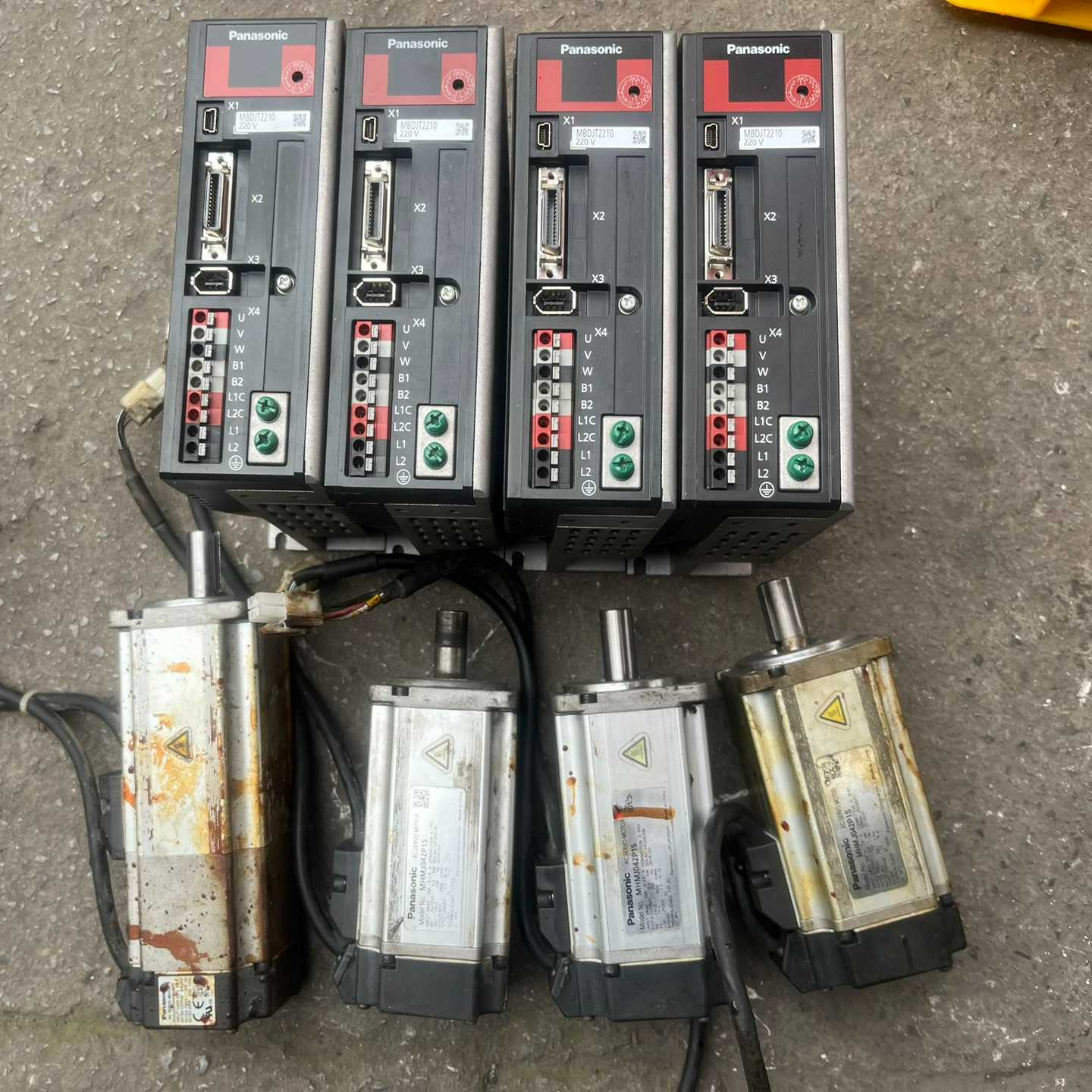 MBDJT2210驱动，MHMJ042P1S电机询价