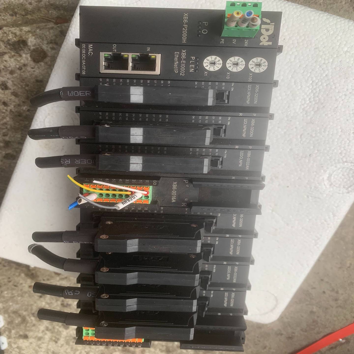 实点PLC、XB6－P2000H、XB6－E10002、一套（佳毅工控）