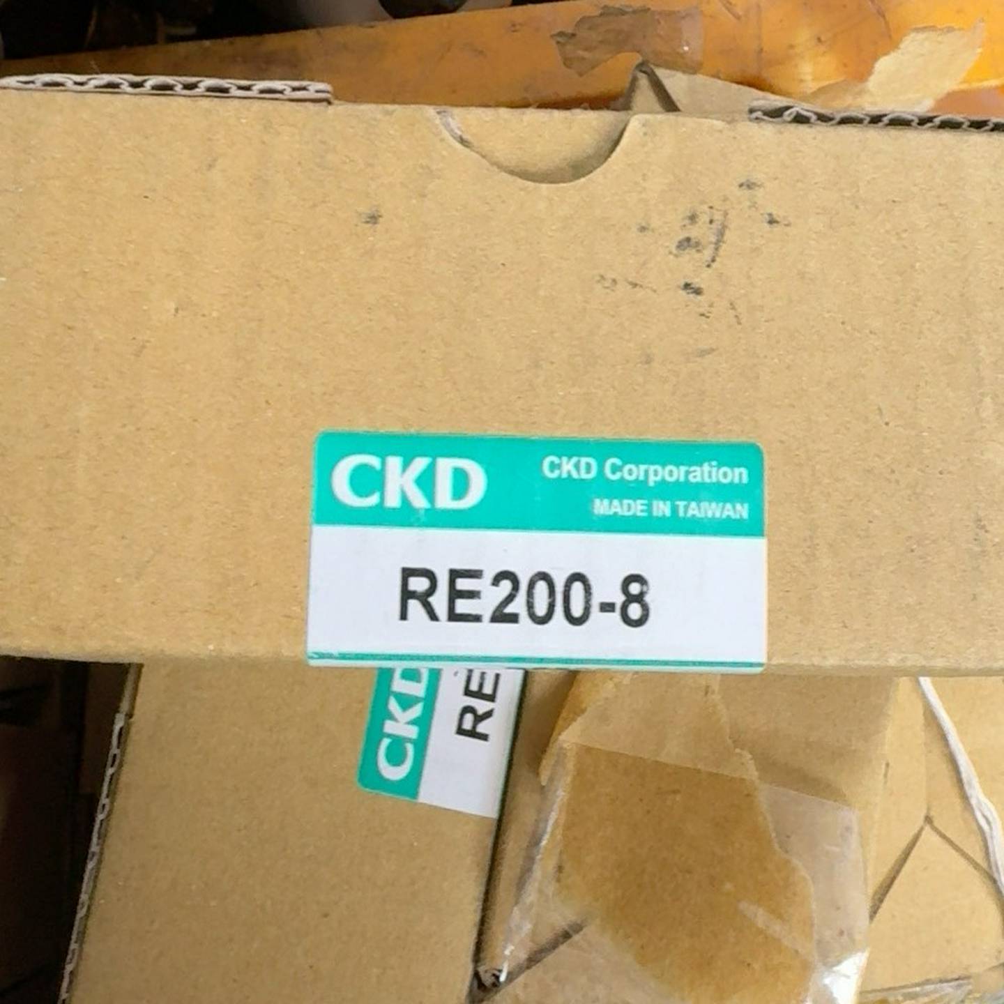 全新原装日本CKD调压阀RE200-8R100-6-W--议价商品