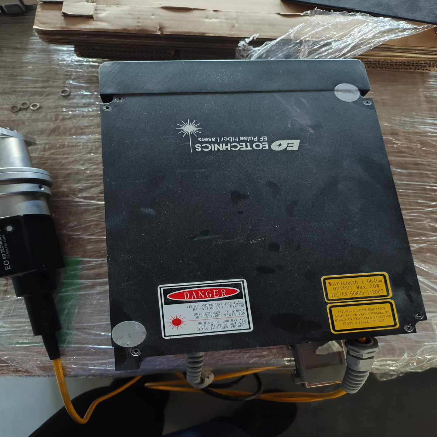 EOTECHNICS光纤激光器，型号EF30P-QSF，2--议价商品