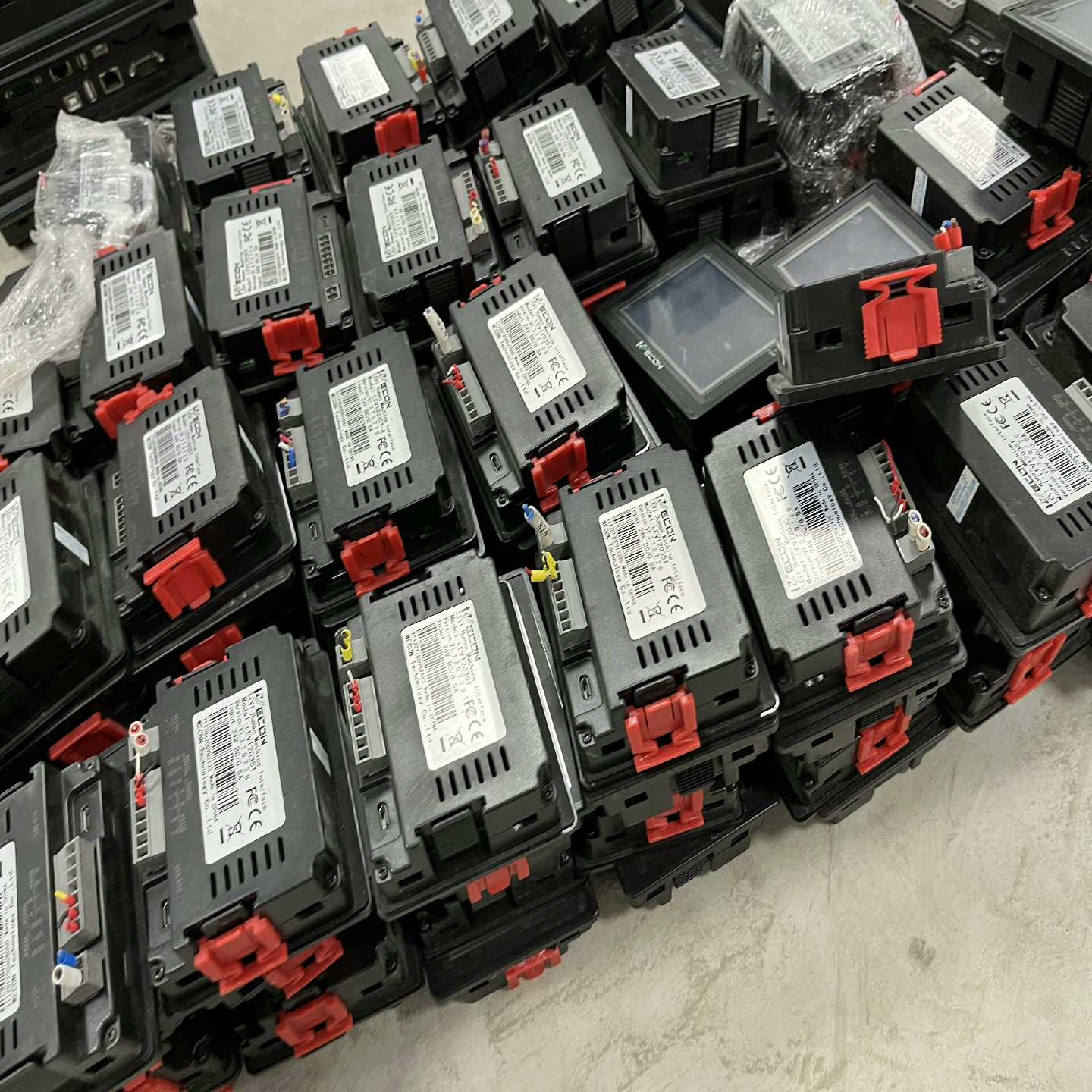 维控触摸屏LEVI2035T，LEVI350T，成色漂亮，功