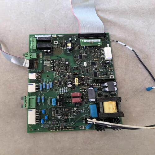 丹佛斯FC-302P变频器驱动板130B6038 DT/08~询价