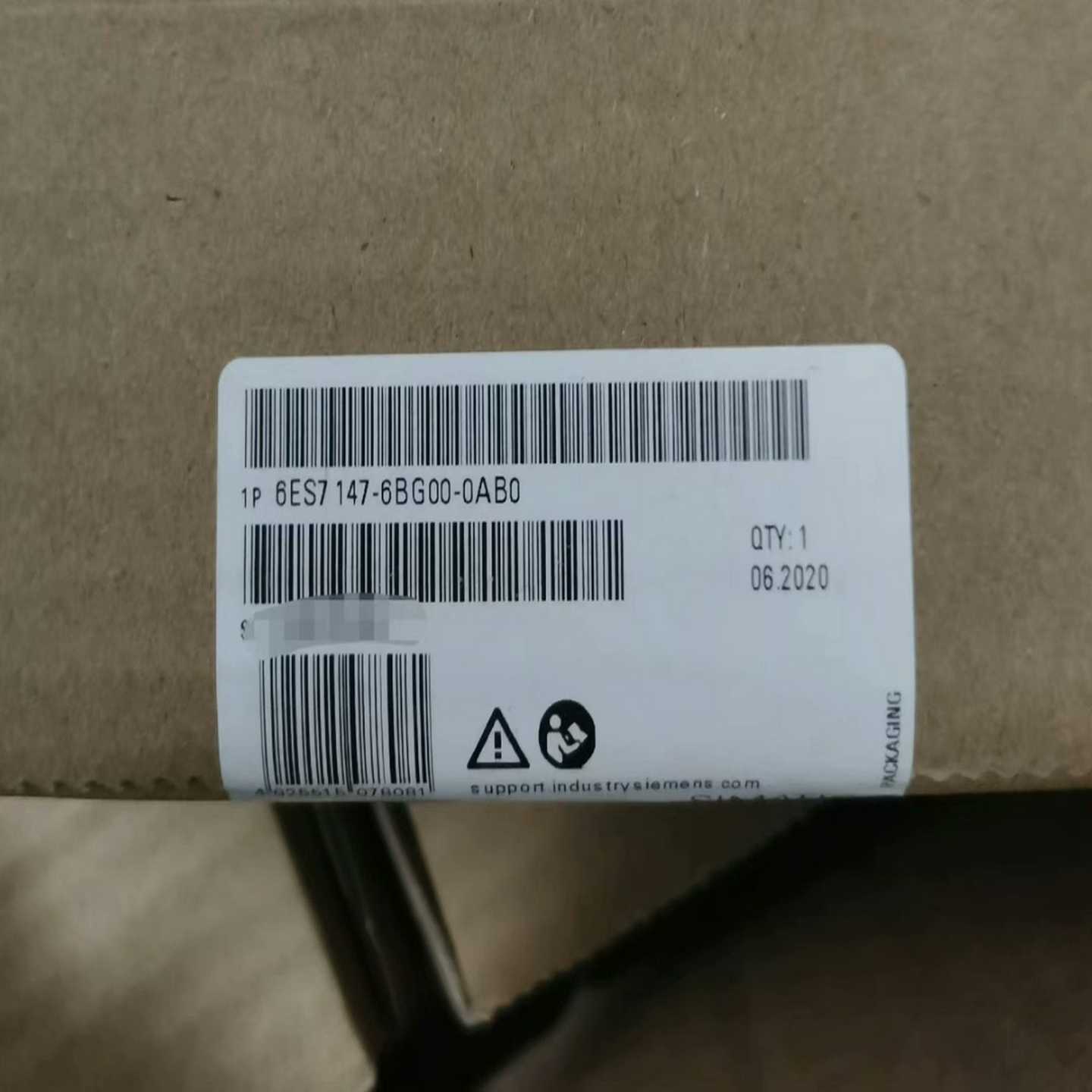 6ES7147-6BG00-0AB0   147-6BG00（电子设备）