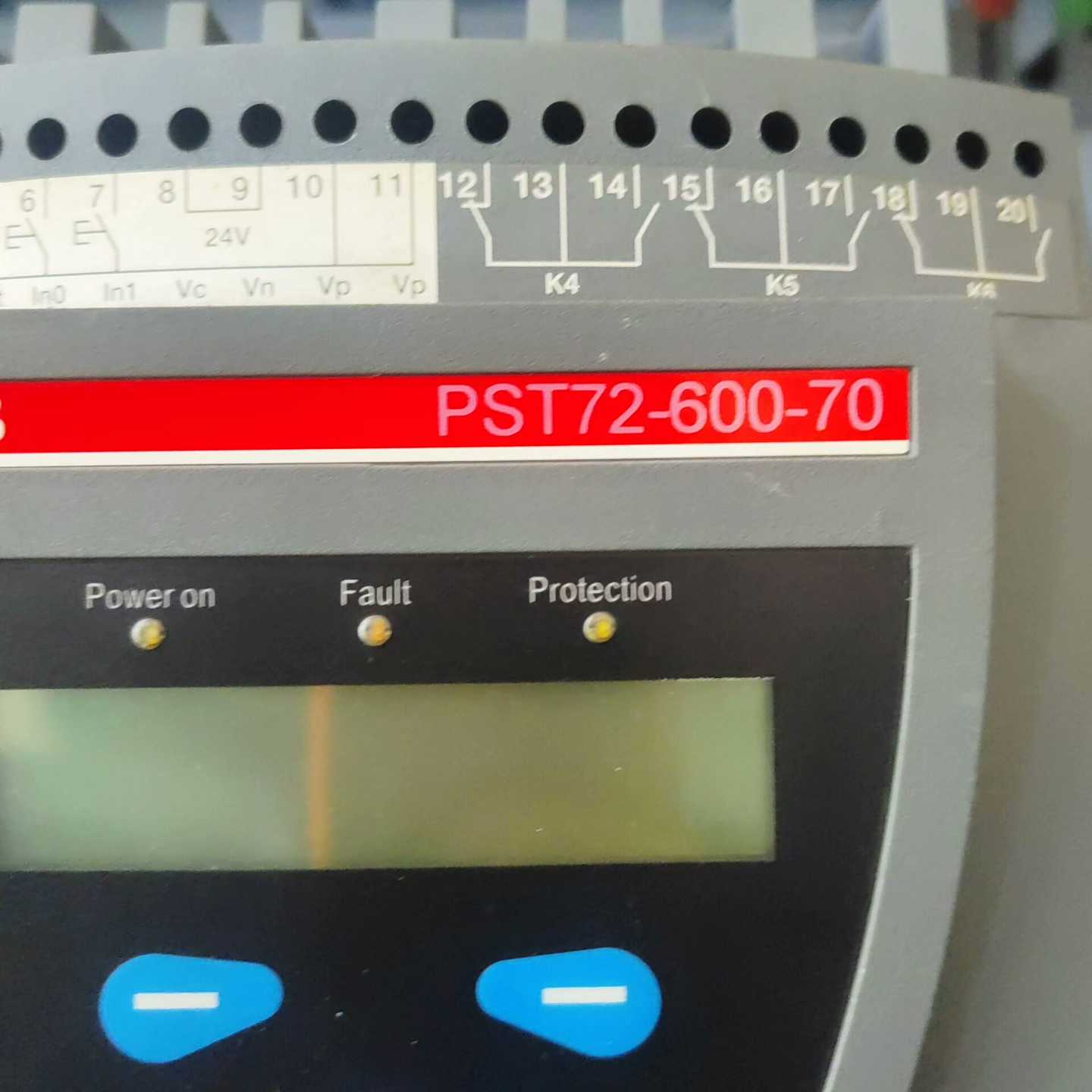 ABB软启动器PST72-600-70，瑞典原装进口，型号1--议价商品