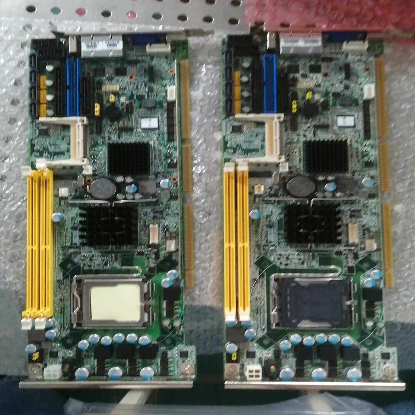 出两块研华工业主板PCA-6010，全新未使用，原装正品。型--议价商