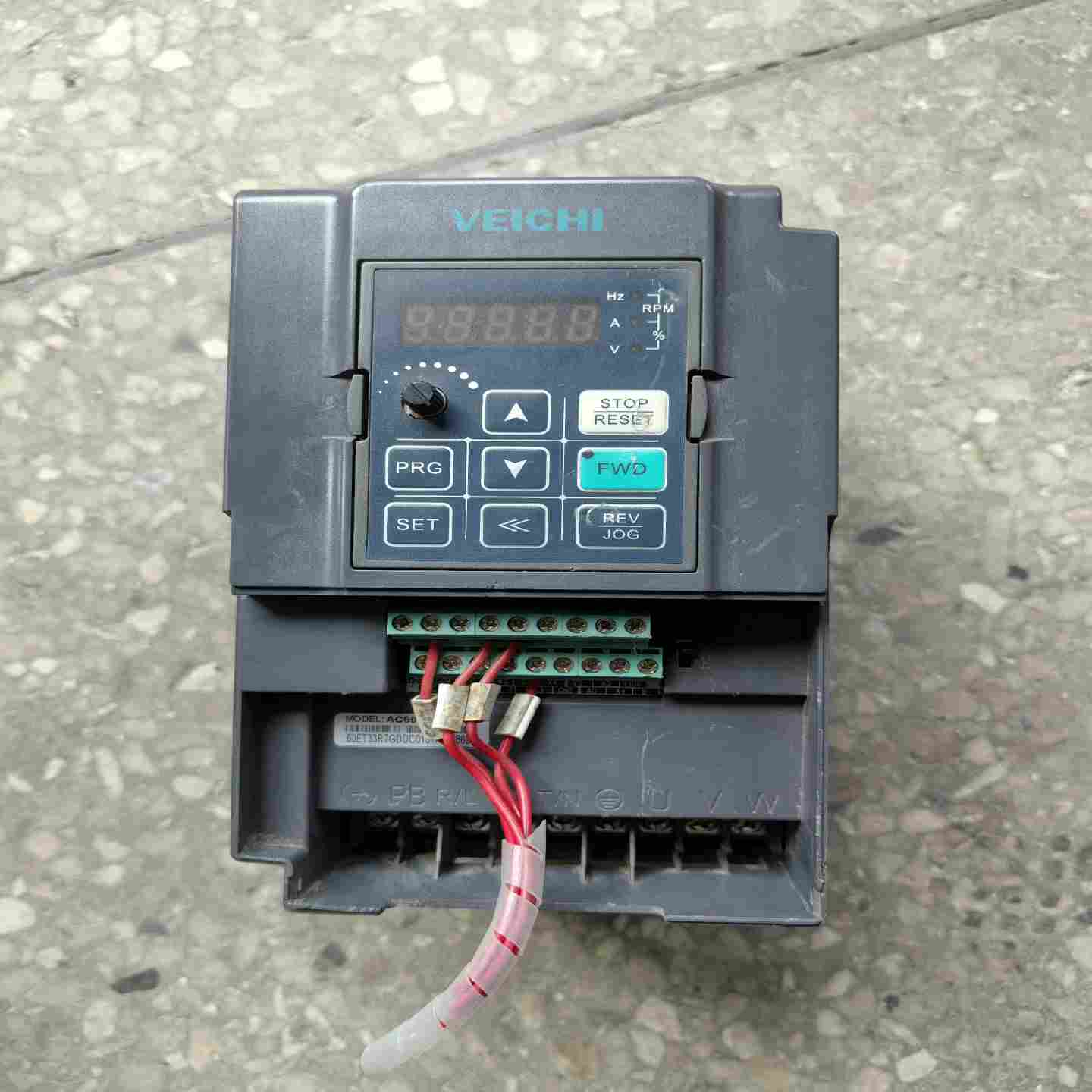 询价拍~伟创变频器3.7KW AC60E-T3-3R7G 已