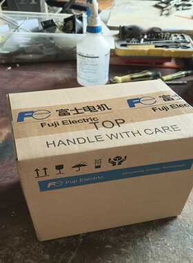 富士变频器FRN0007C2S-4C，2.2KW/380.--议价商品