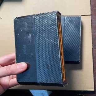 议价8口交换机082个起实物图