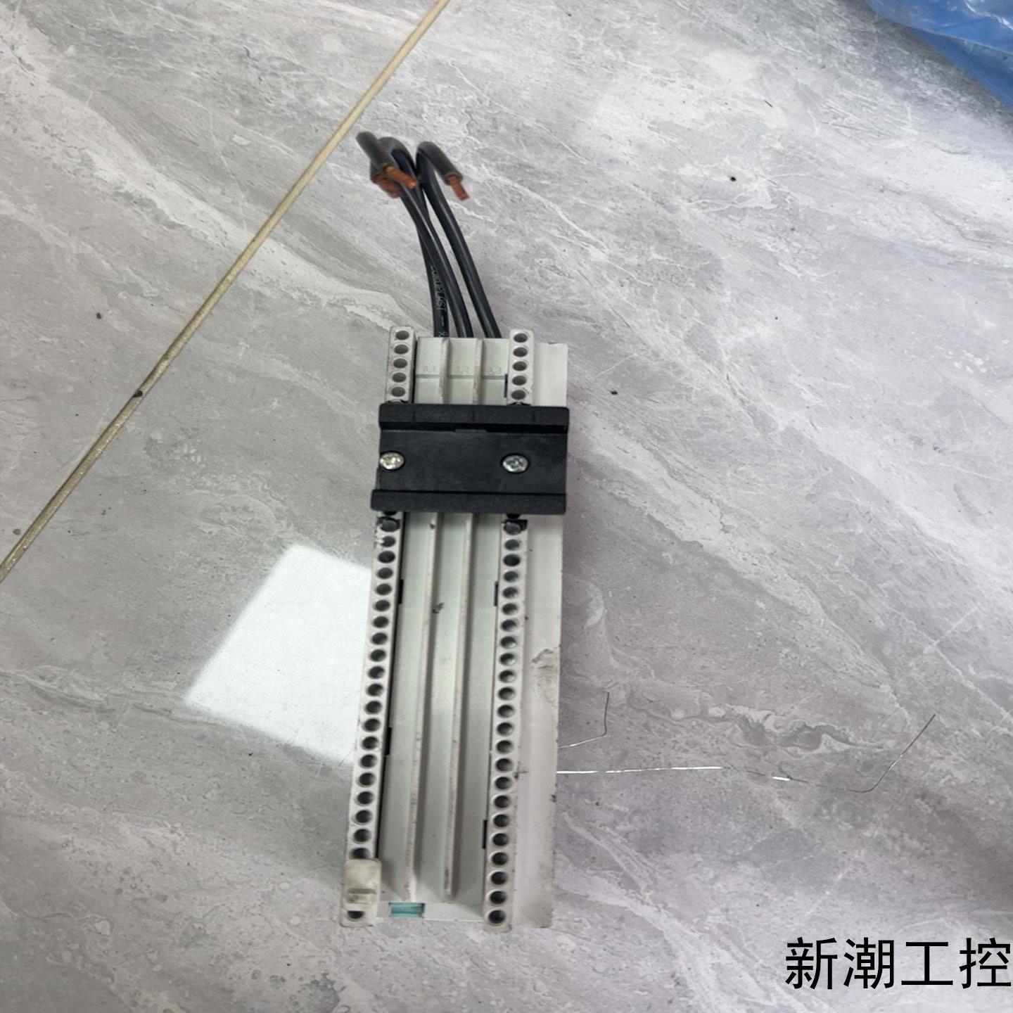 西门子母线链接器8US1  251-5DM07一个设备议价商品