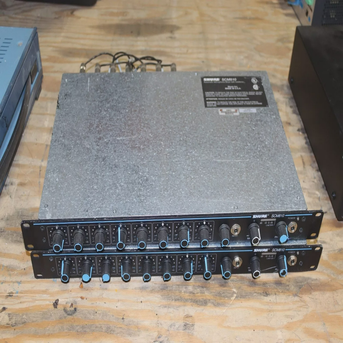 批量2件舒尔SCM810专业音频8声道自动麦克风混音器