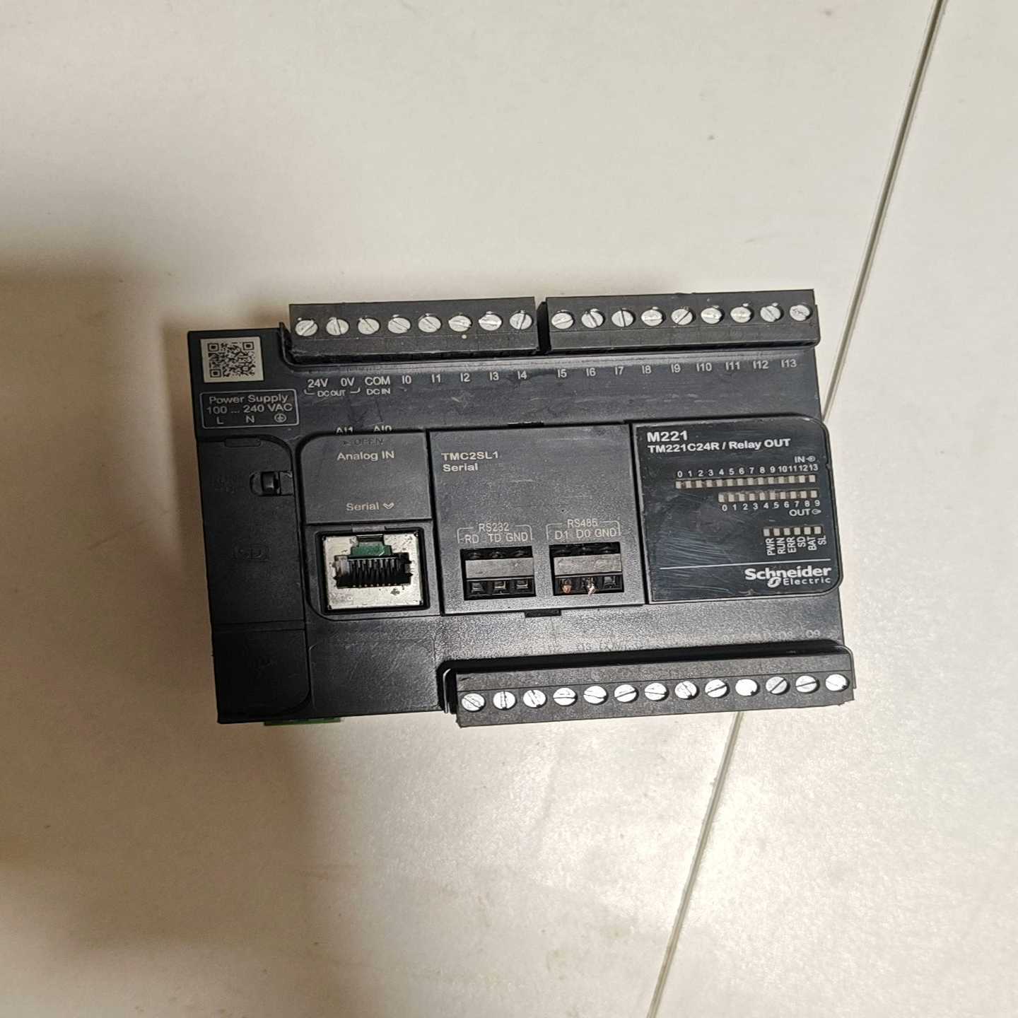 议价施耐德TM221CE24RPLC模块，原装拆机，成色很好，