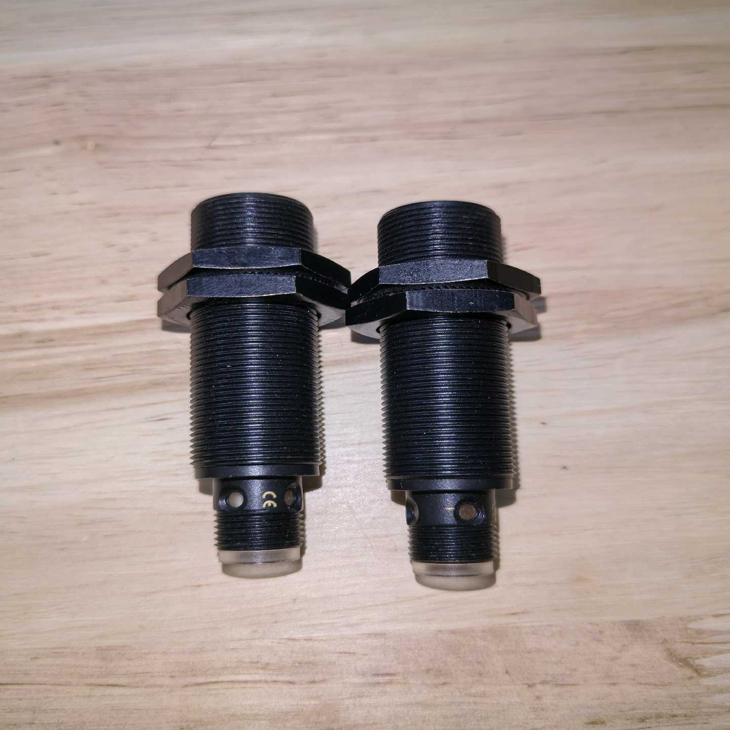 BES0453N18MI-PSC80A-S04G-W