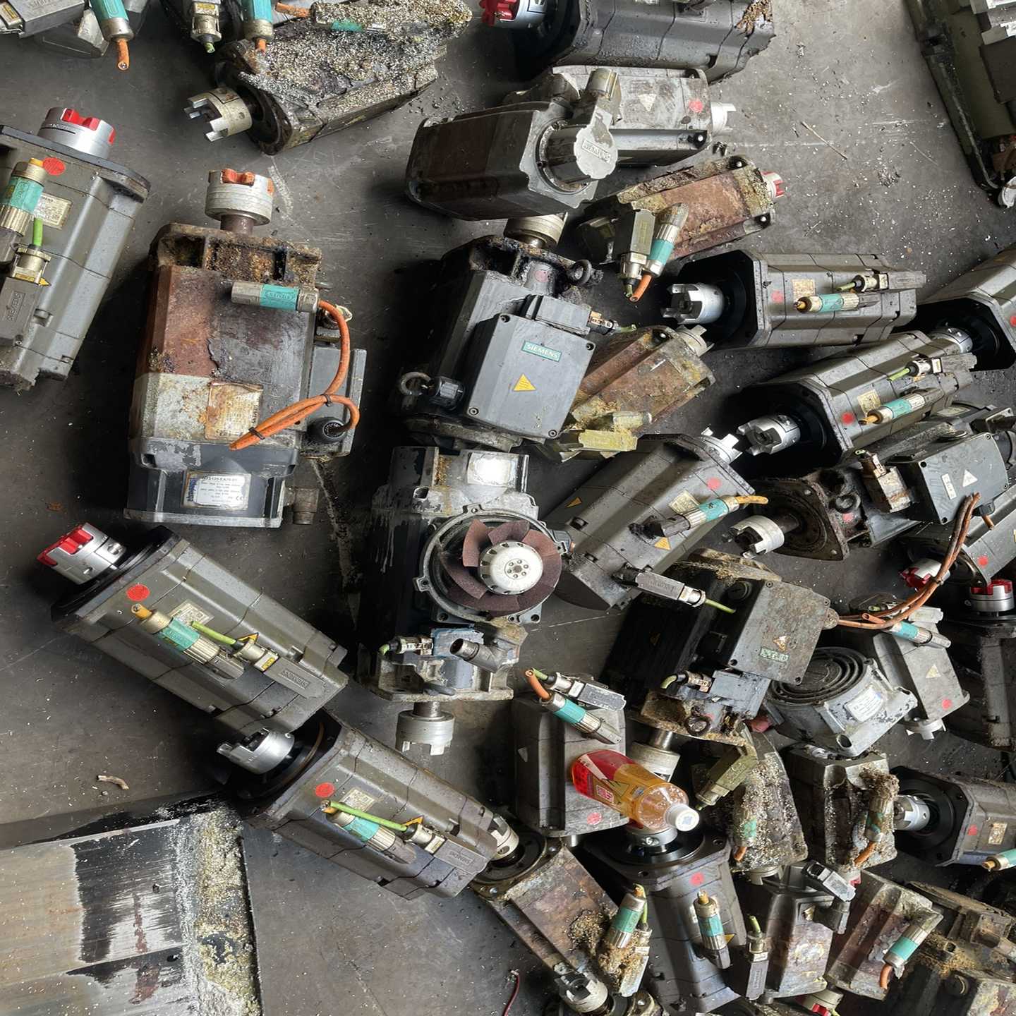 1PH8083-1VN021UM02-0LA1  主