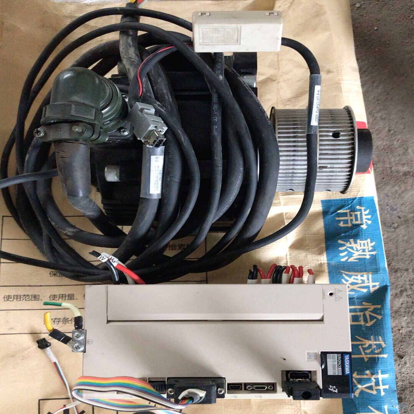 【议价】YASKAWA/安川安川伺服SGD7S-200A10A002适用