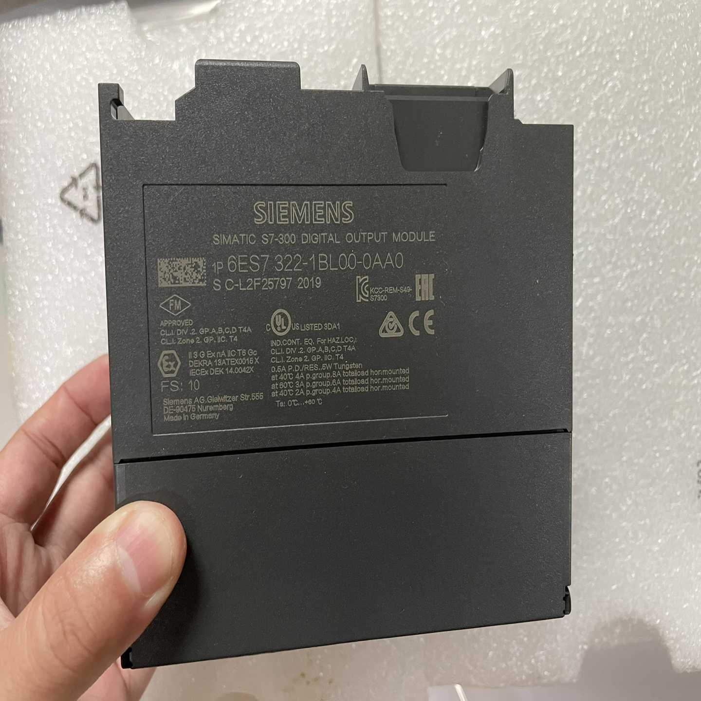 全新西门子plc模块外壳 6ES7 322-1BL00-0A~议价