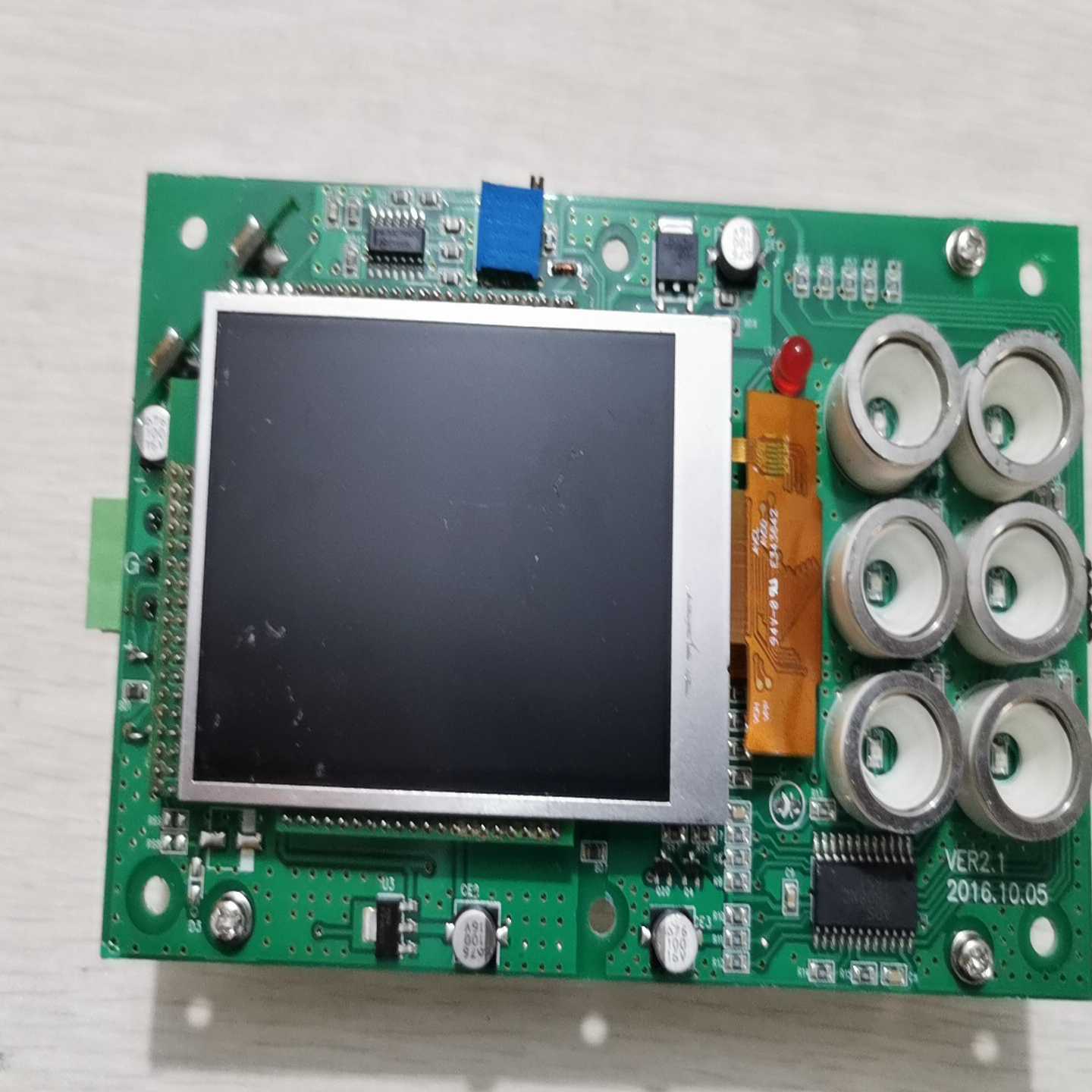 出售一块工业显示屏控制板，型号VER2.1，实物拍摄，成色如-询价
