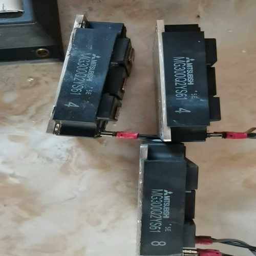 MG300Q2YS61模块，有18个，，为单~询价