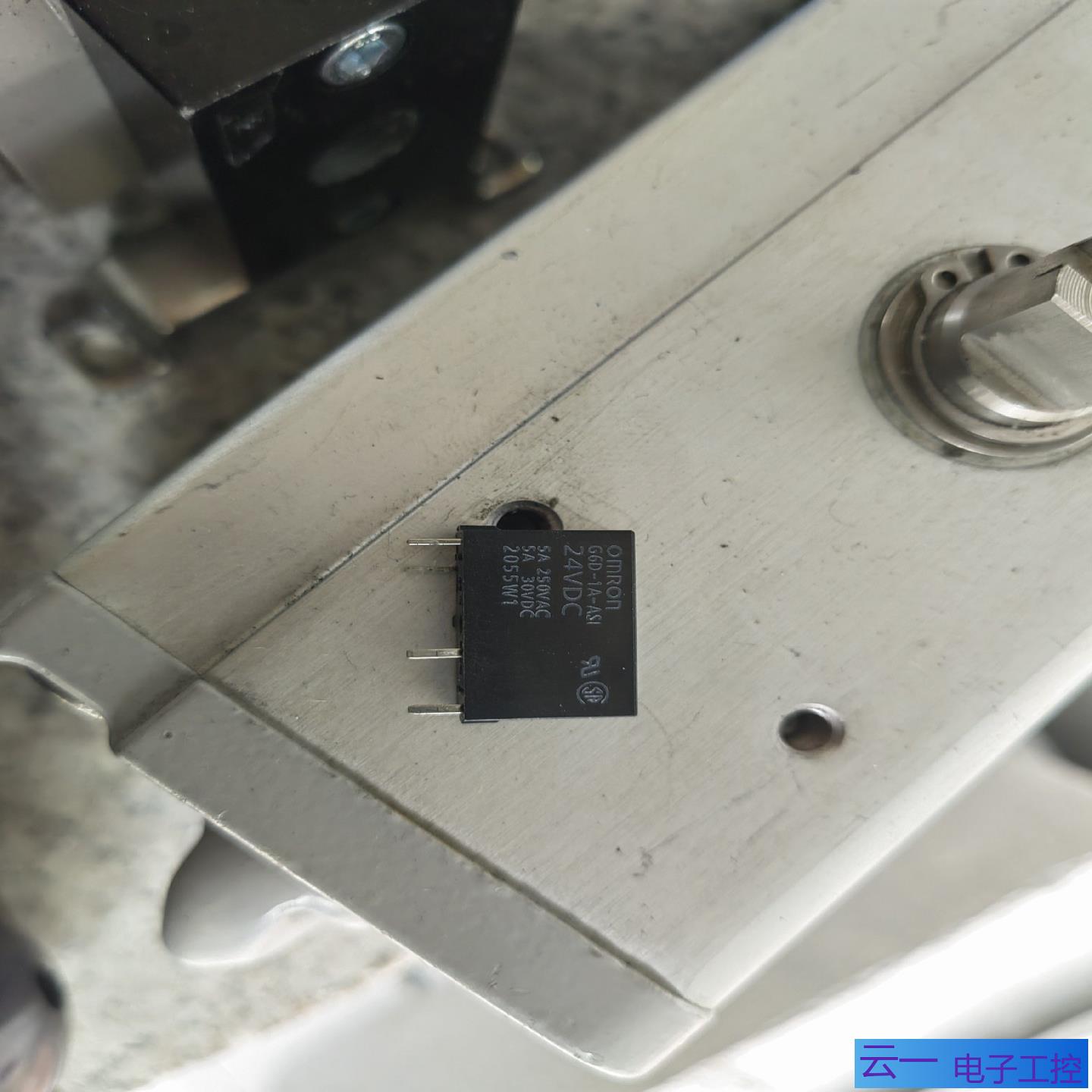 OMRon继电器型号G6B-1A-ASI四个G6B；议价