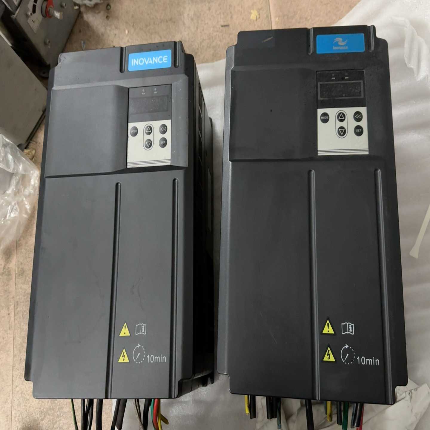 议价汇川变频器IS650PT045IUX成色不错如图