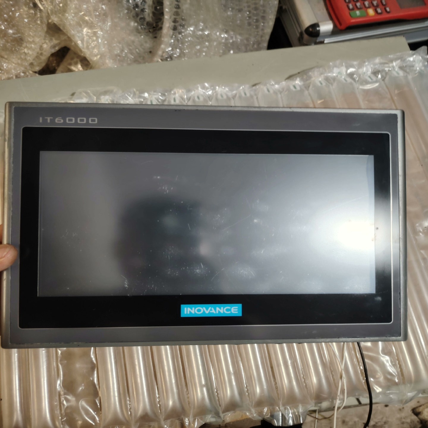 汇川触摸屏，IT6100E，成色如图，无破损 测试过正常使用【鑫