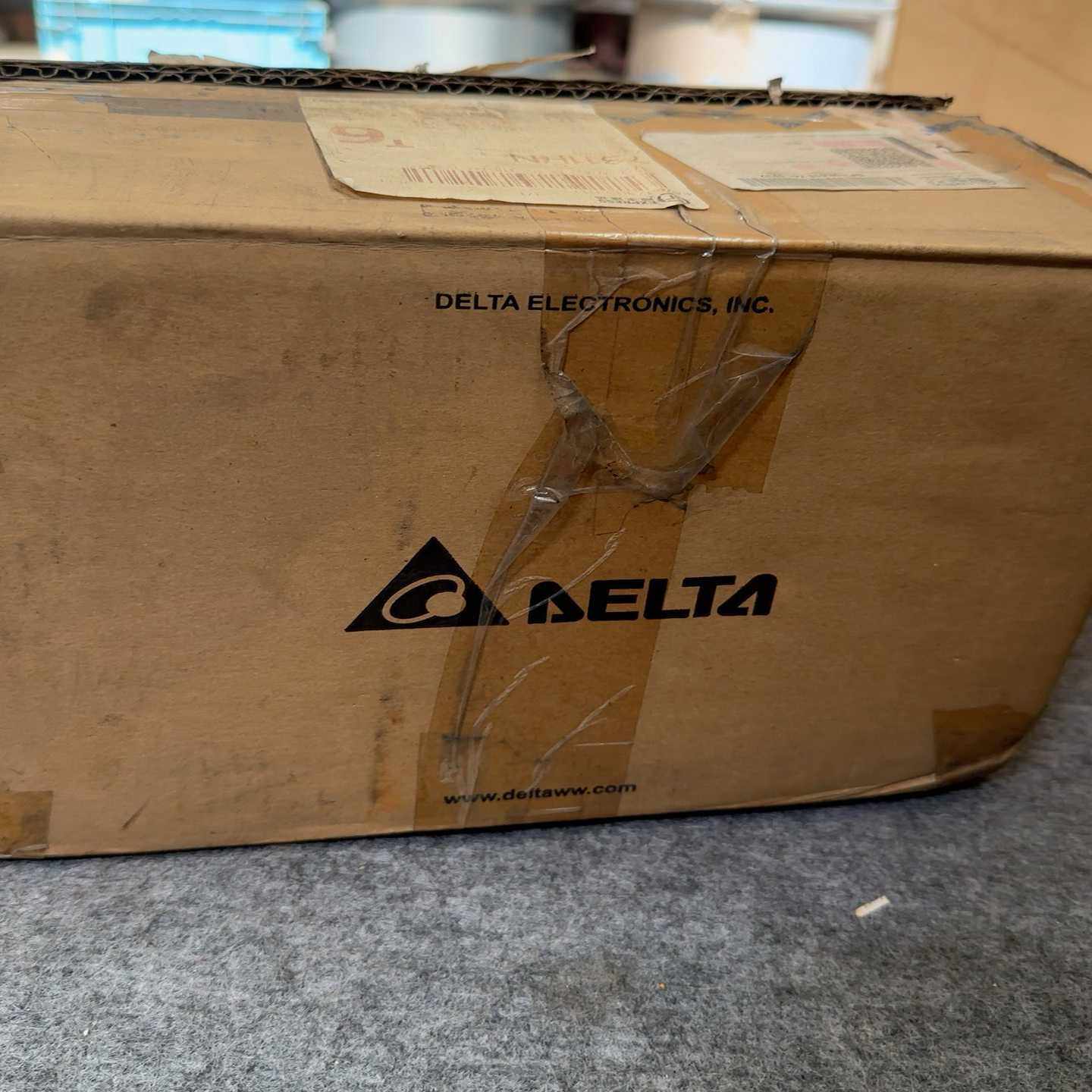 询价全新台达显示屏DOP-B05S100DC24V2台原装