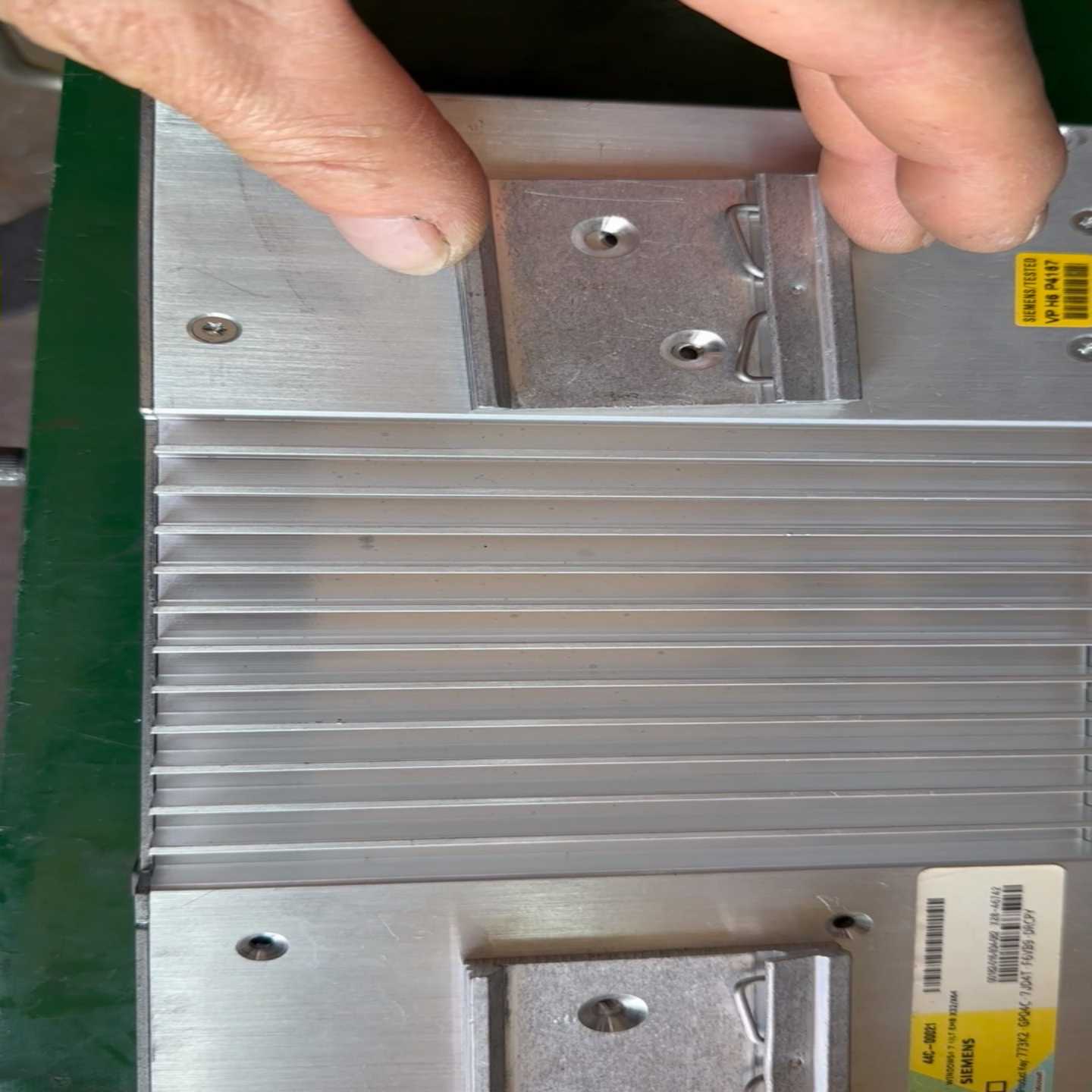 西门子工控机IPC427D427C导轨卡扣安装挂脚--议价商品