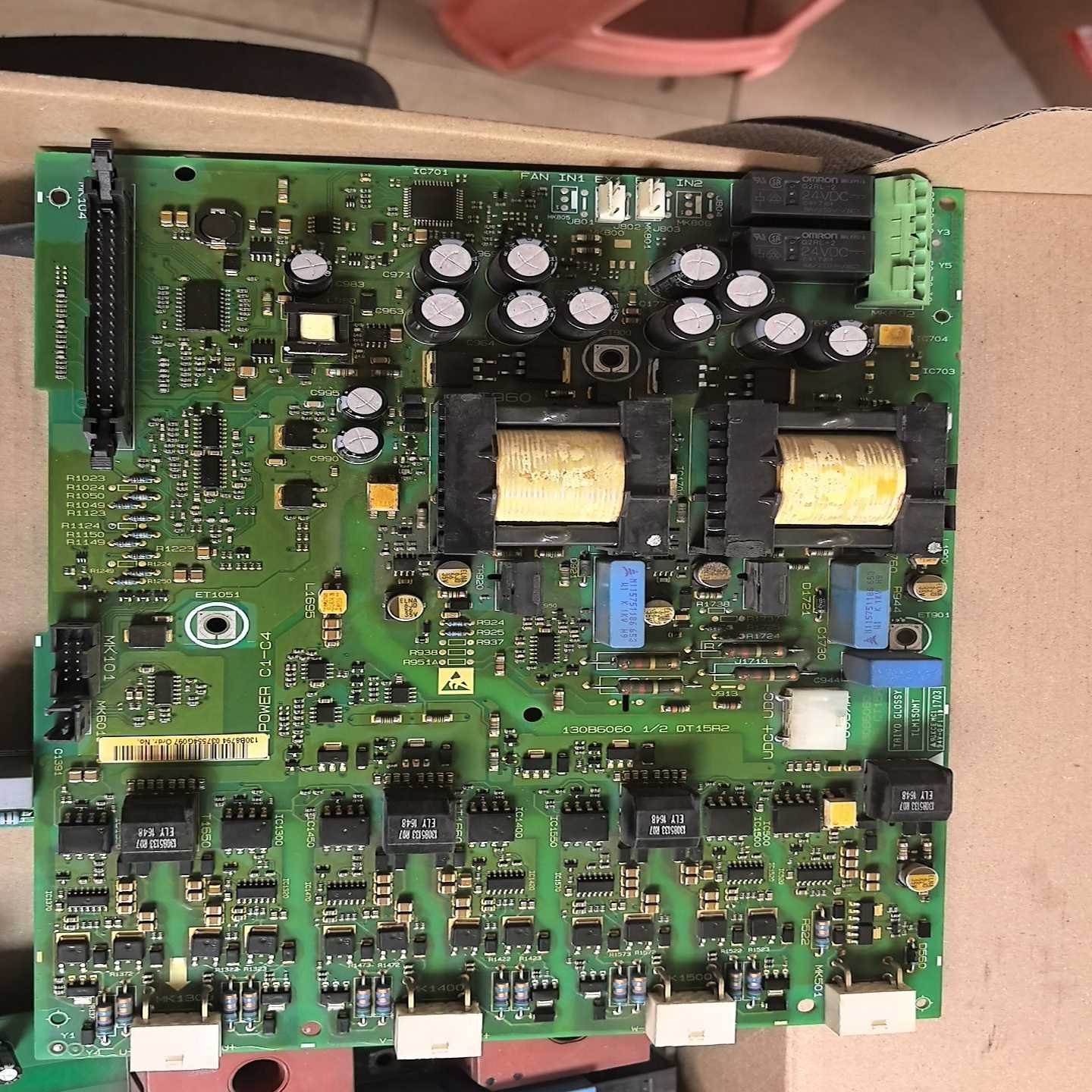 丹佛斯变频器驱动板FC302系列55kw，130B6060功询价