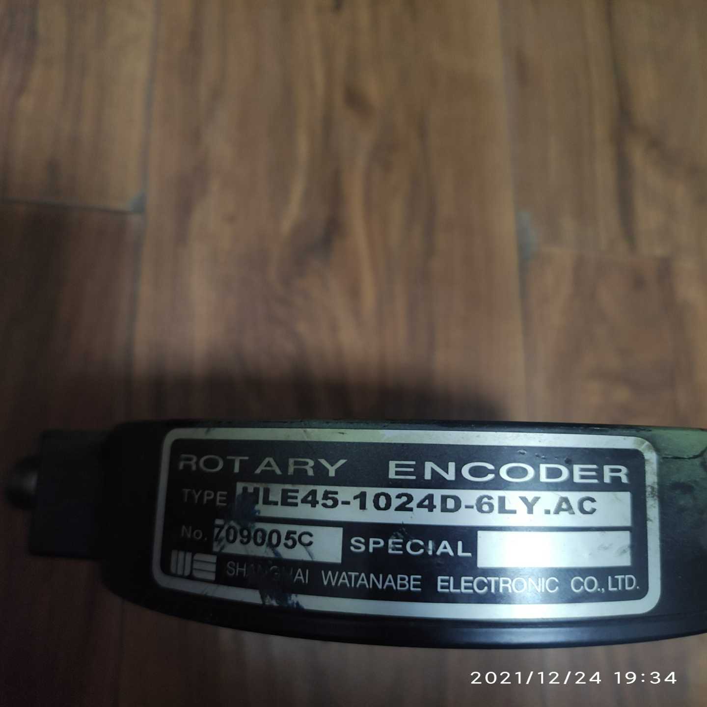 询价渡边编码器HLE45-1024D-6LY.AC件，无配件