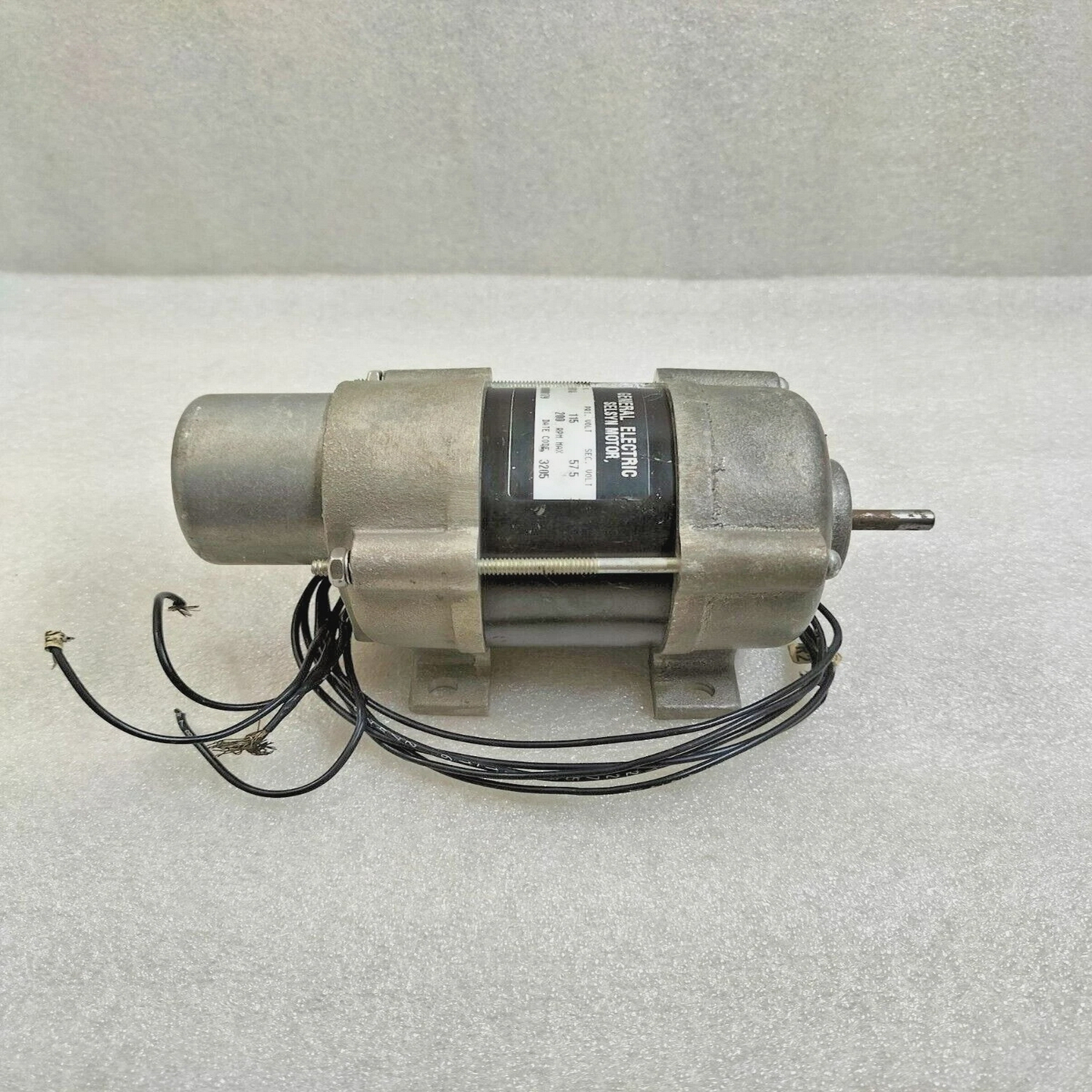 通用电气2JD55VB1ASELSYN发动机115/57.5V-60Hz-200RPM