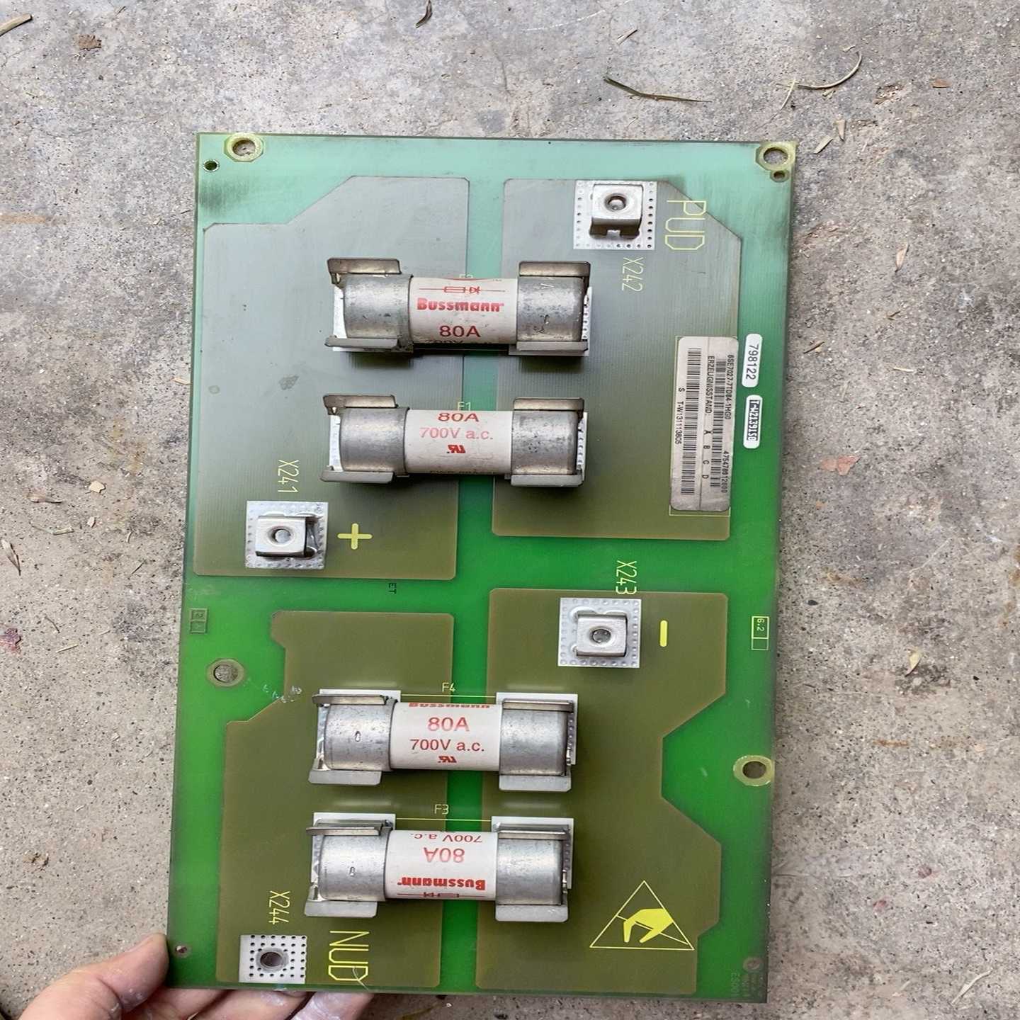 (询价)6SE7027-7TD84-1HG0 变频器配件板