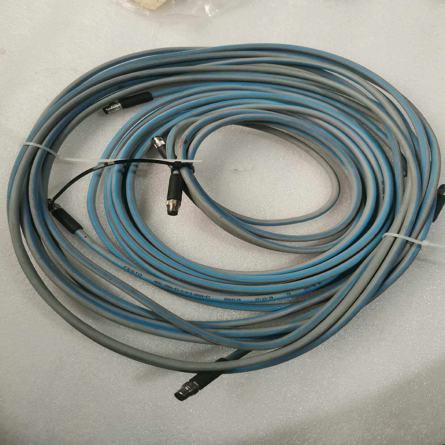 FESTO阀岛电缆NEBC-D8G4-ES-5-7.5-N-