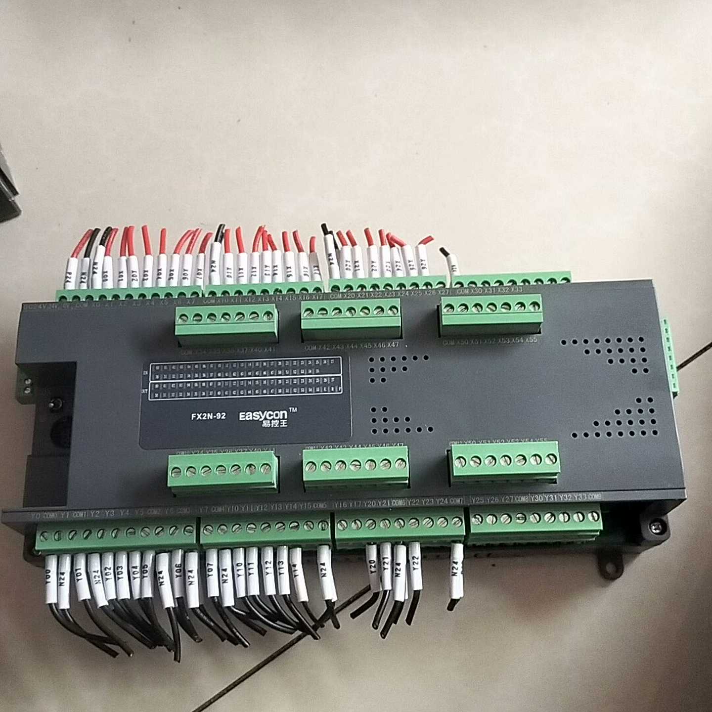 询价FX2N-92MR-2AD-2DA继电器功能正常包