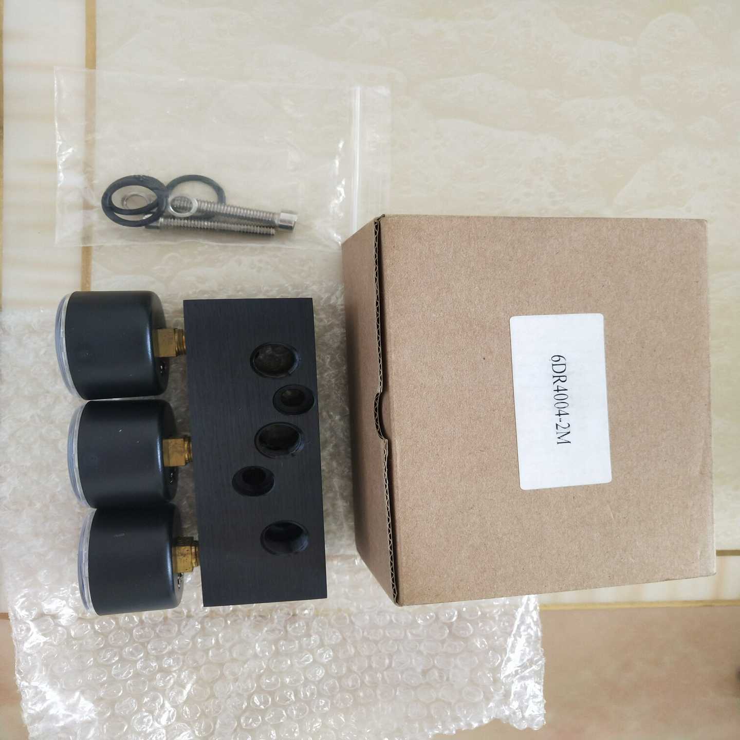 西门子阀门定位器双作用压力表6DR4004-2M全新-议价