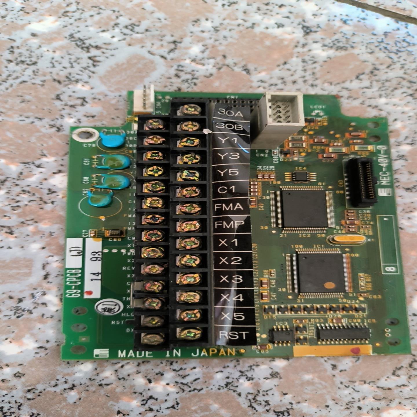 富士变频器G9主板G9-CPCB ，就一片，功能~询价