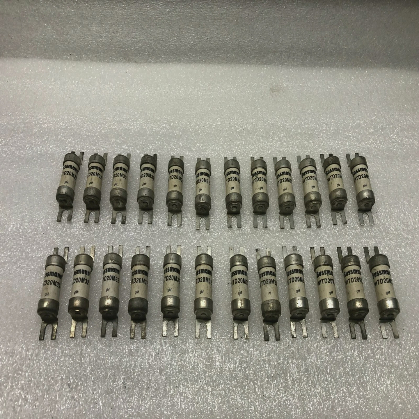BUSSMANNNITD20M32SICHERUNG20A550VAC12STCK
