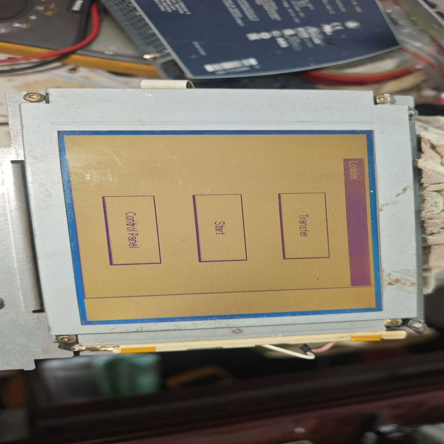 【议价】触摸屏壳碎了,剩下图片上那个,开机显示正常,的联适用