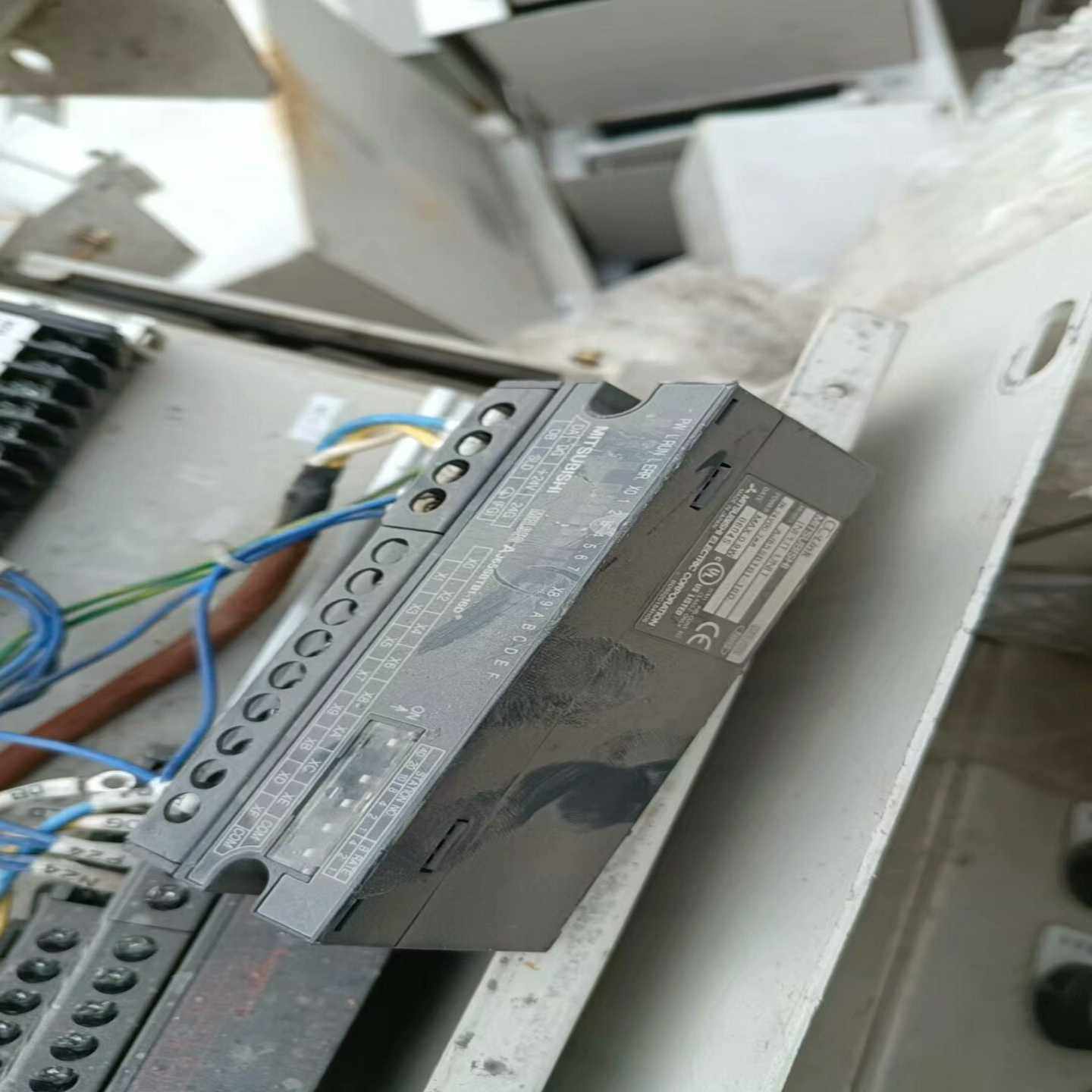 议价三菱远程模块AJ65SBTB1-16D拆机，成色图片，功能包