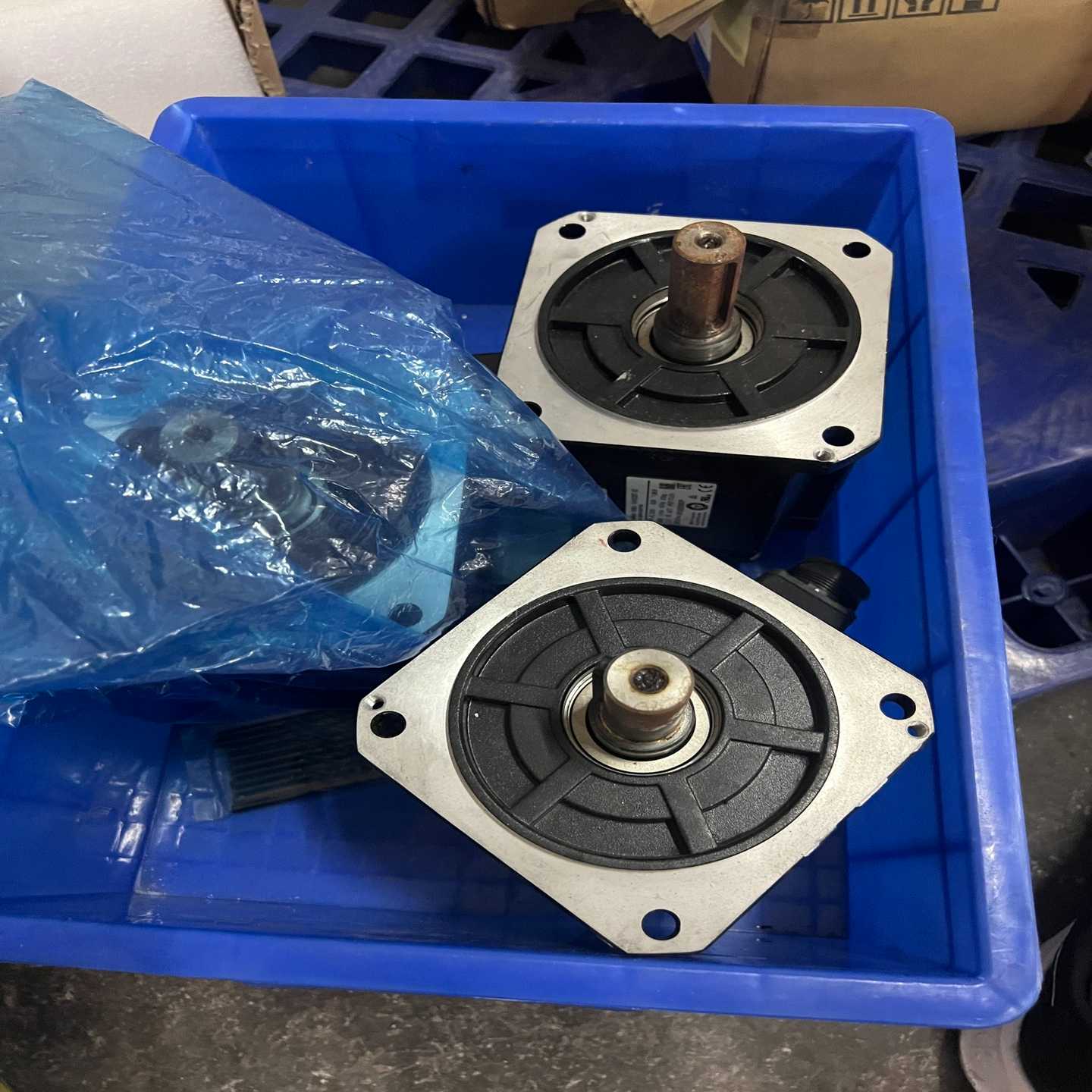 OMRON欧姆龙R88M-1M1K520T-S2-议价