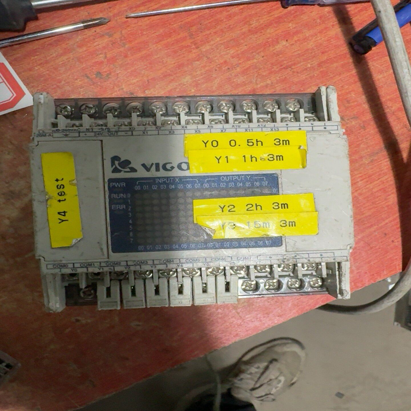 咨询-台湾VIGOR丰炜PLC控制器，型号VB0-20MR-A，1