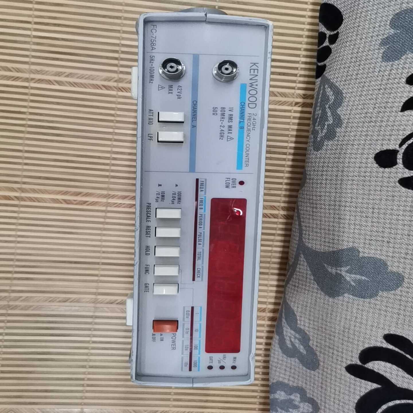 日本健伍频率计数器，2.4G。功能完好，到手可用！--议价商品