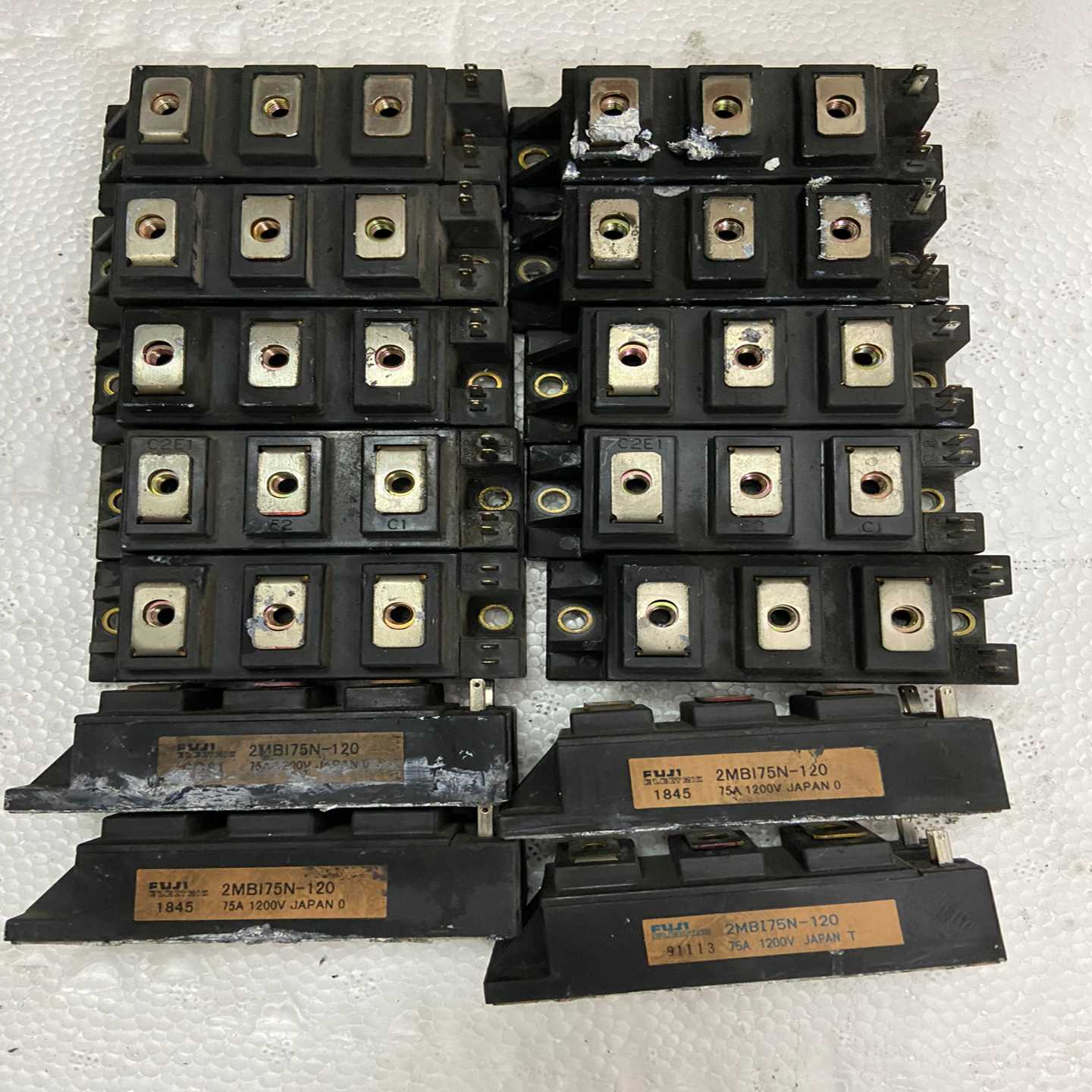 【议价】2MBI75N-120，75A1200V，IGBT，双管/双适用