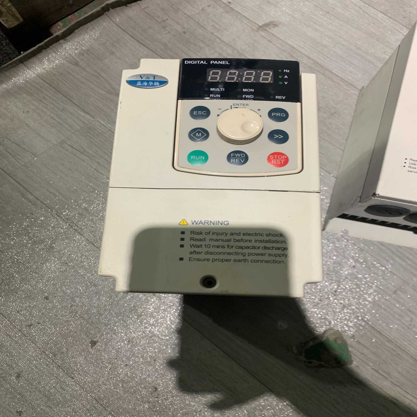 蓝海华腾变频器E5-H-4T2.2G2.2KW380V询价