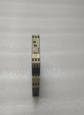 TELEMECANIQUERE4TP13BUTIMEDELAYRELAY09972110-240V/24V