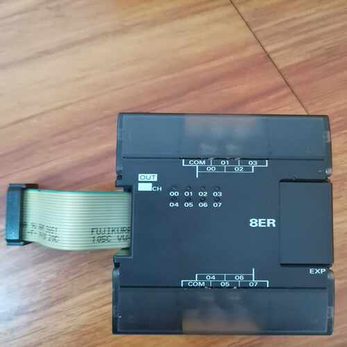 CP1W-8ER功能正常，排线发黄【询价】