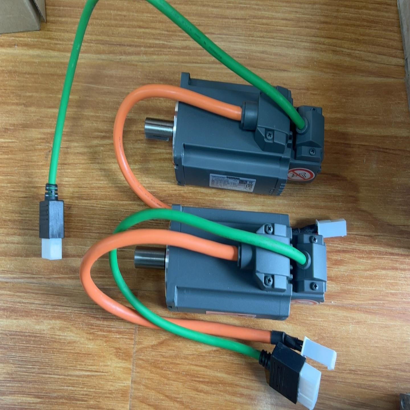 1FL6034-2AF21-1AA1 裸机两台~询价