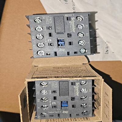 询价~LP1K09008BD3  印度尼西亚，直流控制四