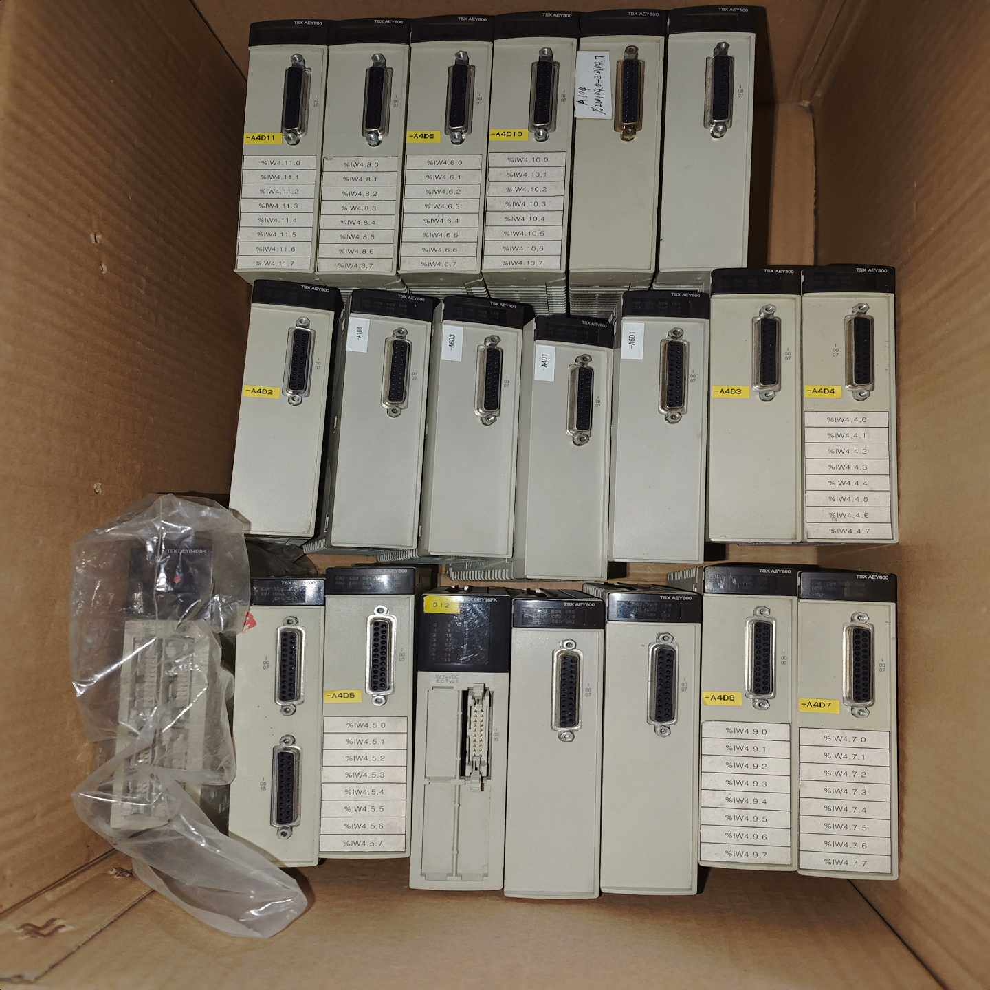 询价施耐德TSXAEY800模拟量输入模块，8通道高电平输入！