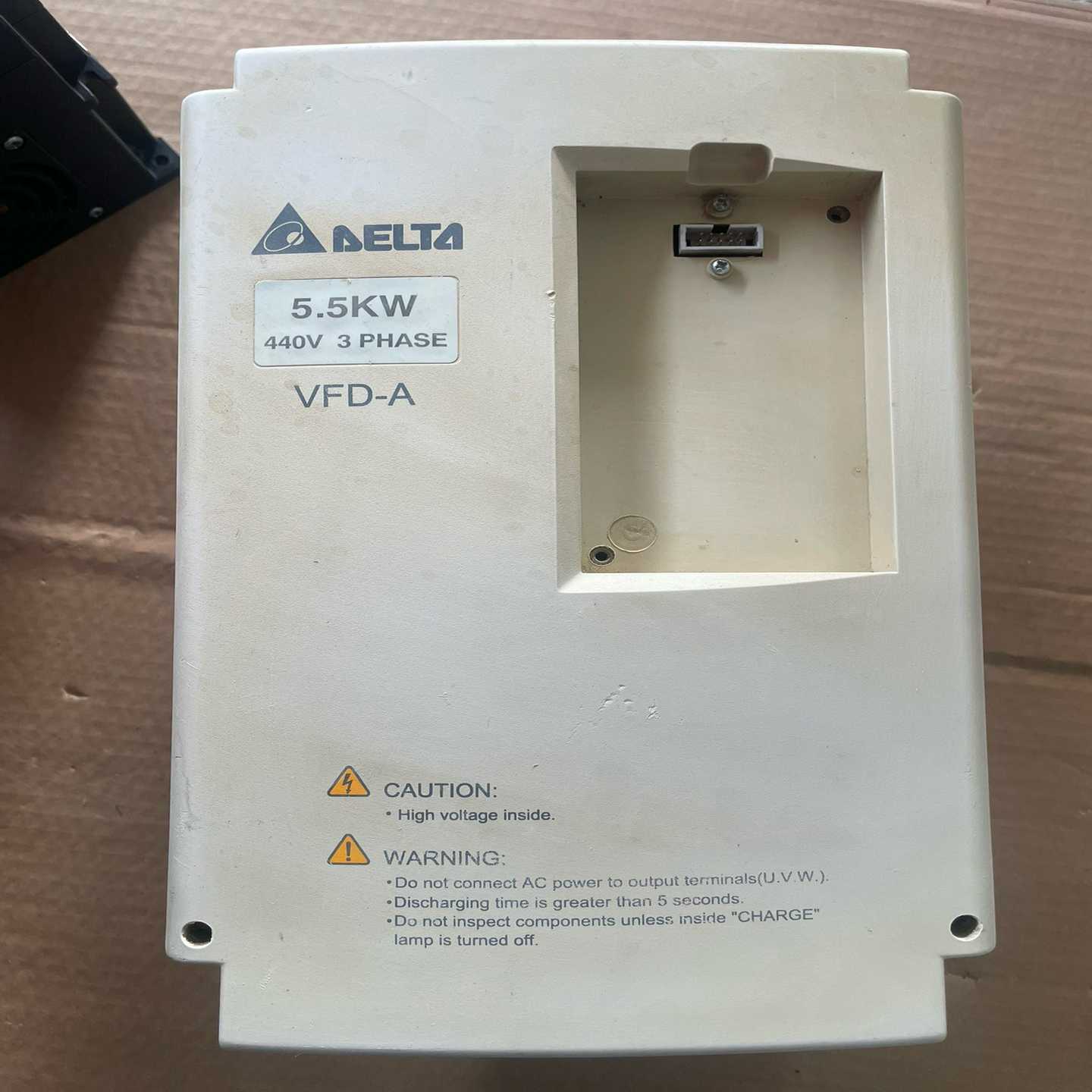 台达变频器380V5.5KW，型号:VFD055A43B。正--议价商品