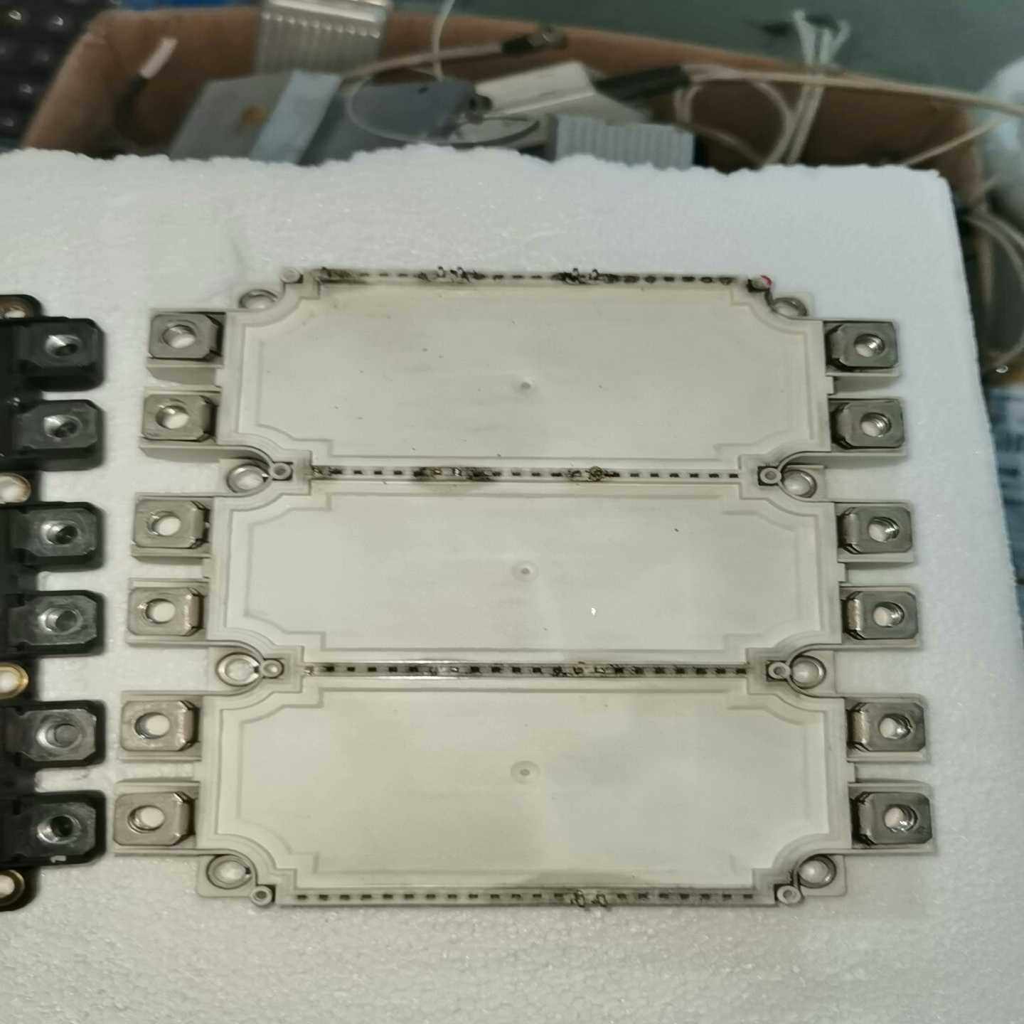 6MBI450U4-120FS450R12KE3拆