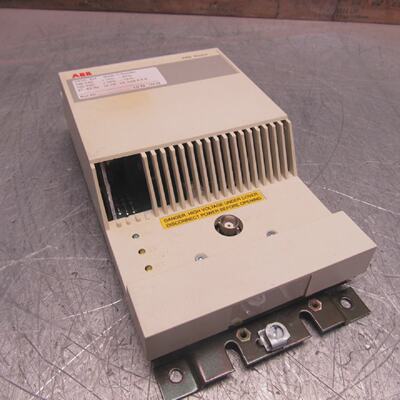 ABB DSTC 452 MASTER FIELD BUS MODEM 5751017A2 230VAC 4763Hz